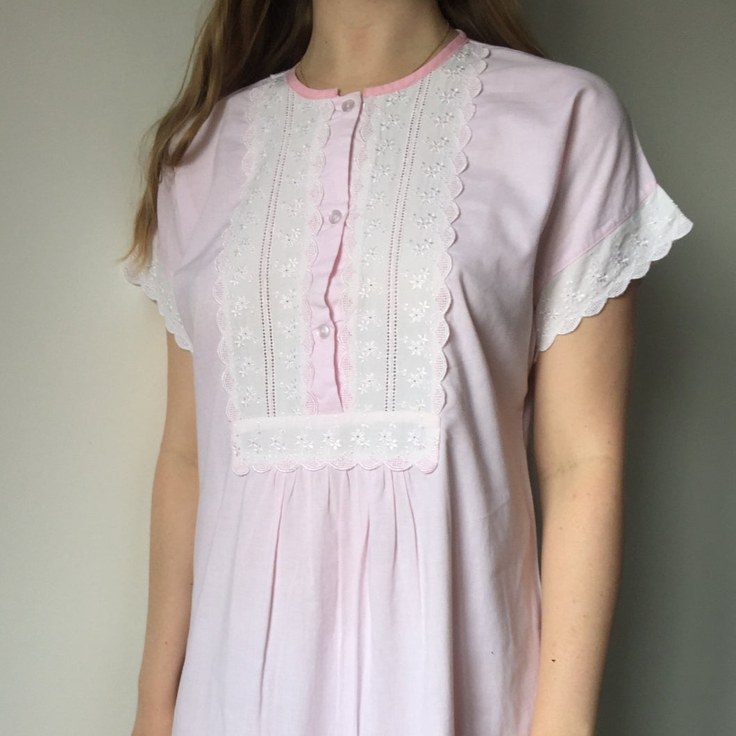 Robe brodée S/M