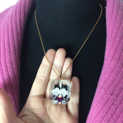 Pendentif fleur